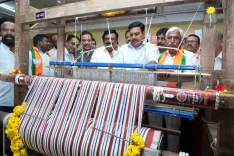 Karnataka BJP marks National Handloom Day, backs Modi govt's weaver schemes