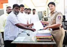 Congress files complaint against BJP MLC over flag disrespect in Bengaluru