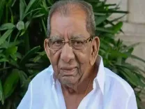 What legacy did K'taka Congress veteran Shamanur Shivashankarappa leave behind at 94?