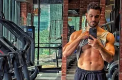 Did Kunal Kemmu Just Reveal His Impressive Physique?