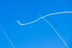 कुवैत के अंतरराष्ट्रीय एयरपोर्ट पर ड्रोन हमलों का ताजातरीन मामला