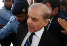 क्या पुतिन ने शहबाज शरीफ को 40 मिनट तक इंतज़ार करवाया?