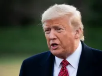 ट्रंप के टैरिफ वॉर से दुनिया को राहत? अमेरिकी सुप्रीम कोर्ट में आज हो सकता है आखिरी फैसला!