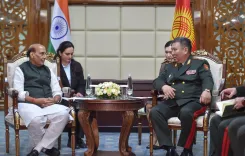 राजनाथ सिंह ने SCO बैठक में किर्गिस्तान व बेलारूस के रक्षामंत्रियों से की द्विपक्षीय वार्ता