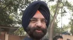 क्या लालू प्रसाद यादव के परिवार में सत्ता हथियाने की लड़ाई चल रही है?