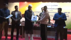 क्या एलजी मनोज सिन्हा ने कश्मीर डिवीजन के आतंक पीड़ितों के परिजनों को नियुक्ति पत्र सौंपे?