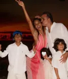 Lisa Haydon's first family photoshoot since 2022: Baby Lara's tantrum steals the show
