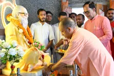 क्या गोरक्षपीठ ने परंपरा की परवाह न करके लोक कल्याण में नया अध्याय लिखा?