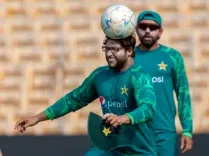 लॉर्ड्स टेस्ट में 194 रन की शर्मनाक हार के बाद PCB का बड़ा एक्शन: 7 खिलाड़ी बाहर, सरफराज-उमर गुल की छुट्टी
