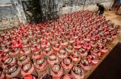 Have LPG connections in India truly surpassed 33 crore in the last 11 years?