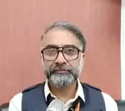 एलपीयू विरोध-प्रदर्शन: डीन सौरभ लखनपाल बोले — सोशल मीडिया अफवाह ने भड़काई हिंसा, 10 दिन कक्षाएं स्थगित