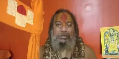 मदरसों को बंद करो — जगद्गुरु परमहंस आचार्य का आह्वान, UP सरकार के फैसले का स्वागत