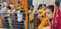 महानवमी 2026: प्रयागराज की मां अलोप शंकरी शक्तिपीठ में भोर से श्रद्धालुओं का जनसैलाब