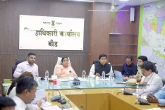 बीड सूखा संकट: सुनेत्रा पवार ने की समीक्षा, 225 टैंकरों से जलापूर्ति; राहत कार्य युद्धस्तर पर