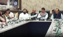 सीएम फडणवीस ने पीएमआरडीए बैठक की अध्यक्षता की, नदी सफाई और मेट्रो लाइन-3 को मिली तेजी