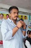 आदिवासी छात्रों की भूख हड़ताल: रोहित पवार ने राहुल गांधी का जताया आभार, बड़े जनआंदोलन की चेतावनी