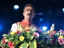 महाविकास अघाड़ी में शामिल दलों के विचार एक-दूसरे से अलग : शंभूराज देसाई