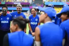 महिला विश्व कप 2025: श्रीलंका ने टॉस जीतकर चुनी गेंदबाजी, रेणुका सिंह के बगैर उतरा भारत