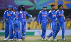 महिला विश्व कप : पाकिस्तान ने टॉस जीतकर चुनी गेंदबाजी, बदलाव के साथ उतरी भारतीय टीम