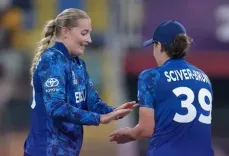 महिला विश्व कप: इंग्लैंड की सफलता में स्पिनरों का अहम योगदान, 3 मैच में लिए इतने विकेट