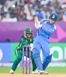 महिला विश्व कप: स्मृति मंधाना ने रचा इतिहास, वनडे में एक कैलेंडर वर्ष में सर्वाधिक रन बनाने वाली बल्लेबाज बनीं 