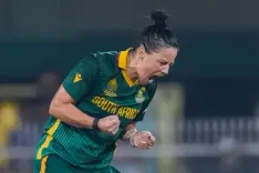 महिला वर्ल्ड कप में साउथ अफ्रीकी गेंदबाज ने रचा इतिहास, झूलन गोस्वामी को पछाड़कर नंबर-1 बनीं