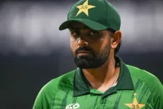 बाबर आजम लॉर्ड्स टेस्ट में वापसी को तैयार: '90% फिट हूं, कप्तानी संभालूंगा'
