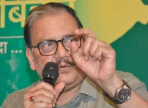 राम मंदिर चढ़ावा चोरी पर राजद सांसद मनोज झा का तंज: 'गाना बनाने वाले महापुरुष अब कहाँ हैं?'