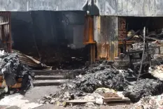 What Caused the Major Fire at the Printing Press on Amherst Street in Kolkata?