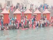 क्या मकर संक्रांति पर उत्तर से लेकर दक्षिण भारत तक इन पवित्र स्थलों पर स्नान करना विशेष महत्व रखता है?