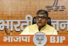 रविशंकर प्रसाद का मल्लिकार्जुन खड़गे पर हमला: कांग्रेस अध्यक्ष की टिप्पणी पर माफी की मांग