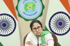 क्या ममता बनर्जी ने चुनाव आयोग पर गंभीर आरोप लगाए हैं, बंगाल में अल्पसंख्यकों के वोट काटे जा रहे हैं?