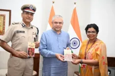 मानव तस्करी के विरुद्ध पहल : राष्ट्रीय महिला आयोग और आरपीएफ ने किए एमओयू पर हस्ताक्षर