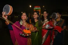 मनचाहे जीवनसाथी के लिए कुंवारी कन्याएं भी रख सकती हैं करवाचौथ का व्रत, क्या कहती हैं धार्मिक मान्यताएं?