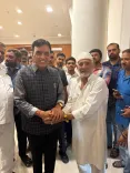 Mandaviya Pays Tribute to Padma Shri Haji Kasam of Junagadh