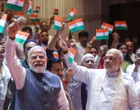 मंगल मिलन: PM मोदी की पहल जो हर मंगलवार सांसदों को जोड़ती है, बांसुरी स्वराज ने खोले राज़