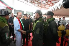 मणिपुर में KCP के 46 उग्रवादियों ने किया आत्मसमर्पण, 28 हथियार जमा; CM खेमचंद ने किया स्वागत