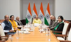 What Did Manjhi Discuss With VP Radhakrishnan Regarding MSME Policies and Job Creation?