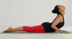 मांसपेशियों के दर्द से हैं परेशान? ये पांच योगासन दिलाएंगे आराम