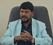 मराठी बोलने के लिए किसी के साथ दादागिरी करना अस्वीकार्य: रामदास अठावले 