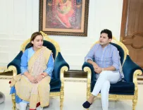 मनोज मुंतशिर ने राधा अष्टमी पर अपर्णा यादव से की मुलाकात, 'घर की चाय' का किस्सा बना चर्चा का केंद्र