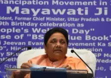 Mayawati accuses Congress of trying to end reservation 