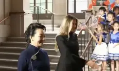 Melania Trump, Peng Liyuan tour Smithsonian's Asian Art Museum in Washington