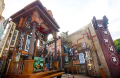 Will the Met Office's Heavy Rain Forecast Disrupt Idol Immersion in Kolkata on Dashami?