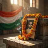 Rajnath Singh pays homage to revolutionary Batukeshwar Dutt