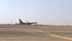 Monday Blues for SpiceJet: Flight diverted to Patna airport after windshield glitch