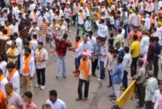 Jabalpur Dussehra clash: Youth stabbed, cop injured near Tripuri Chowk; 2 held