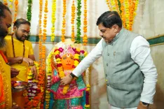 MP CM Mohan Yadav Visits Hazaari Hanuman Temple in Ujjain