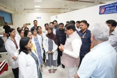 Did MP CM Visit Hamidia Hospital to Support Children Affected by Carbide Guns?