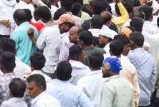 Why Are Farmers Protesting Over Urea Shortage in Ujjain?